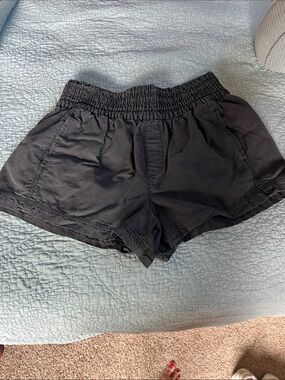 aerie babewatch high waisted pull on shorts - smoked gray M Great!